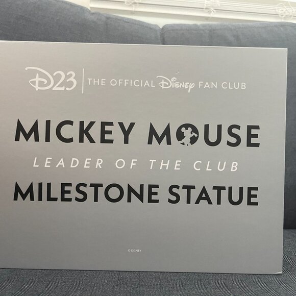 2023 D23 Member Mickey Mouse Leader Of The Club 100 Year Milestone Statue - Picture 5 of 5